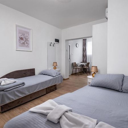 Apartmani Kaan Podgorica Ngoại thất bức ảnh