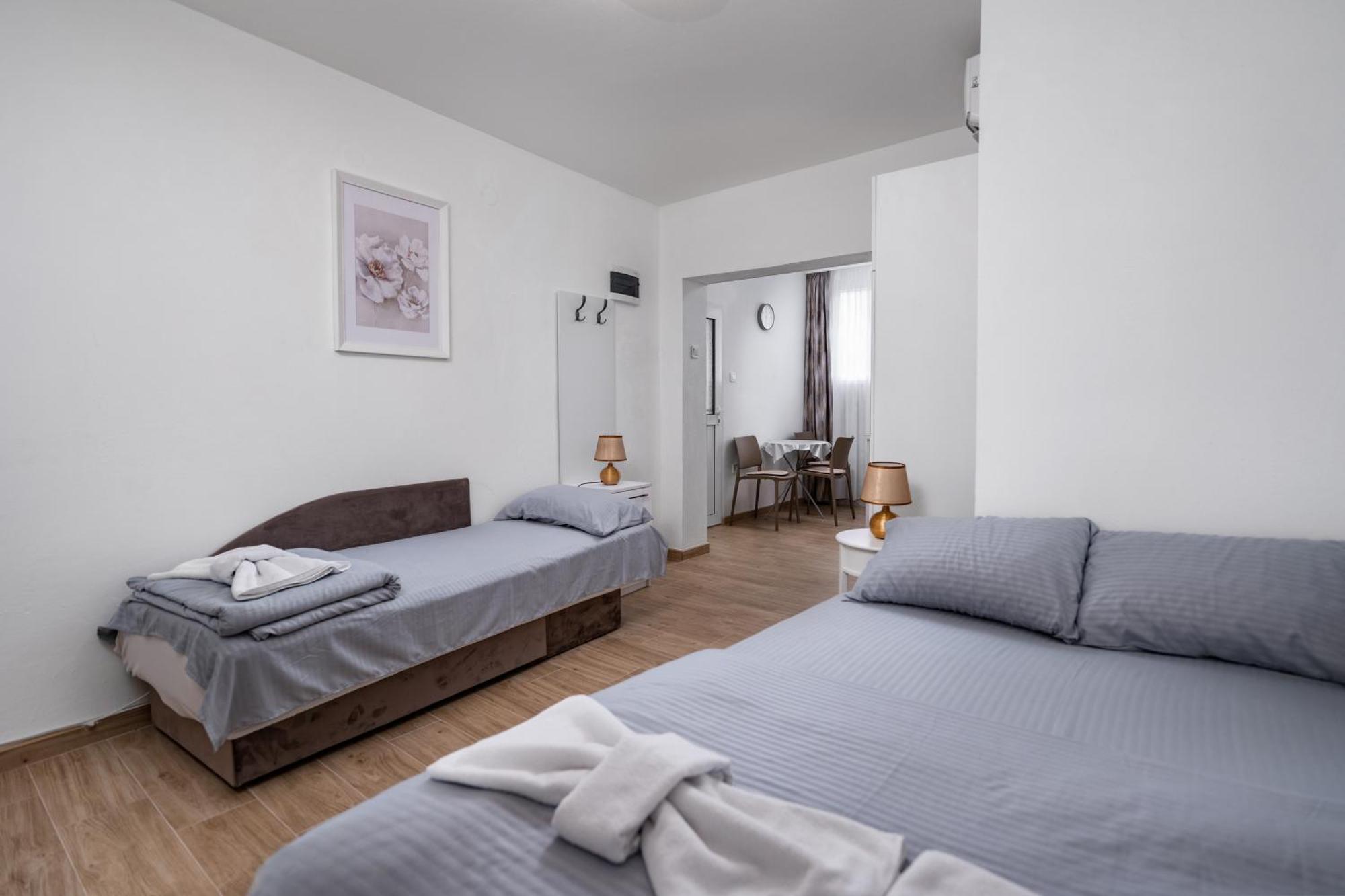 Apartmani Kaan Podgorica Ngoại thất bức ảnh