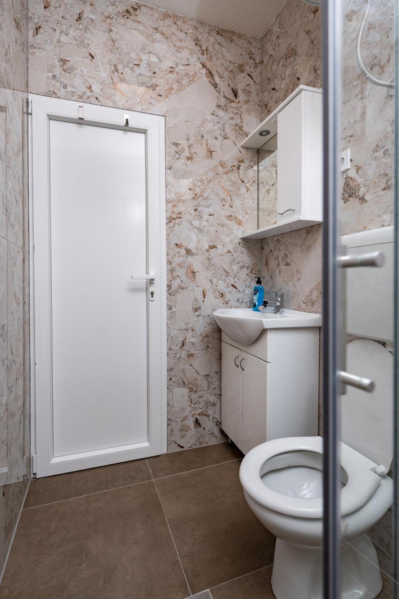 Apartmani Kaan Podgorica Ngoại thất bức ảnh