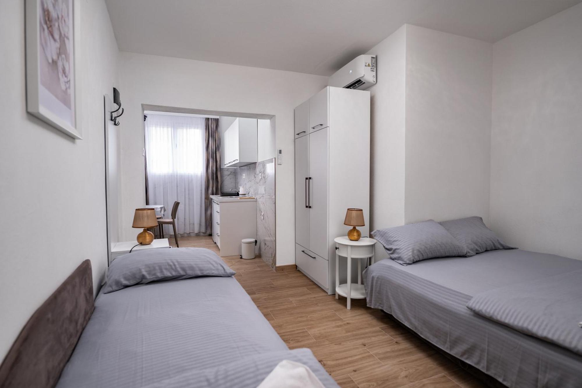 Apartmani Kaan Podgorica Ngoại thất bức ảnh