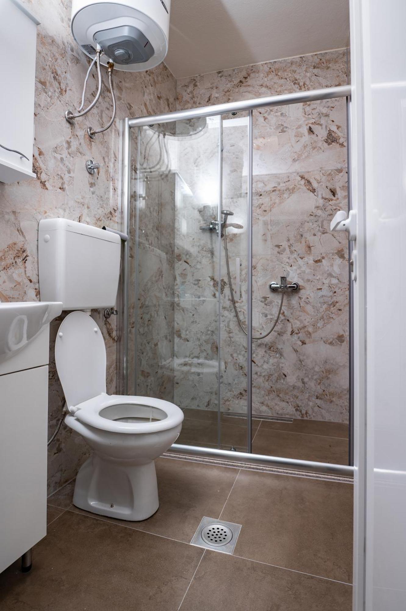 Apartmani Kaan Podgorica Ngoại thất bức ảnh